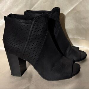 American Eagle Outfitters Black Peep-Toe Heeled Boots